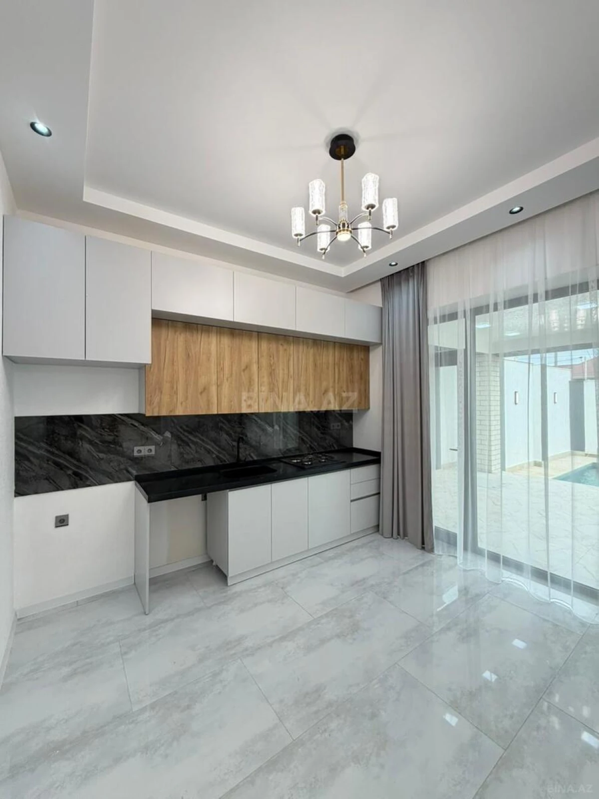 Satılır 4 otaqlı həyət evi 145 m²