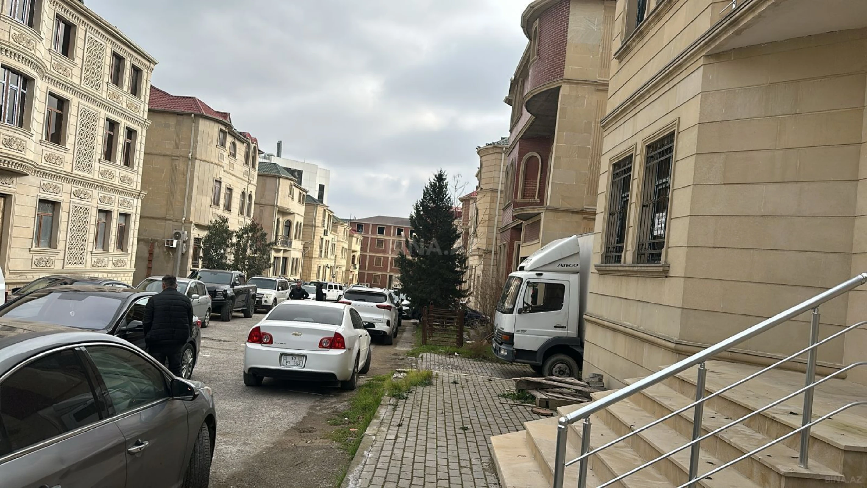 Kirayə verilir obyekt 1000 m²