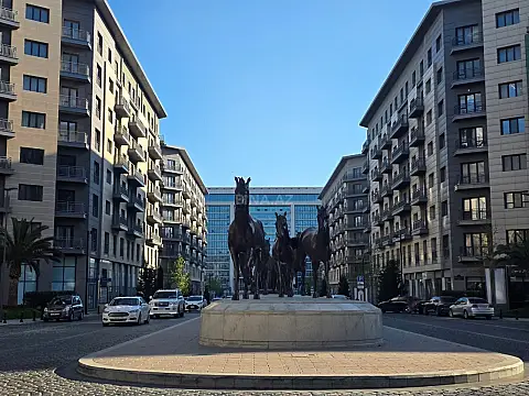 Satılır 5 otaqlı mənzil 193 m² — Bakı 5 otaq 193.00 m²
