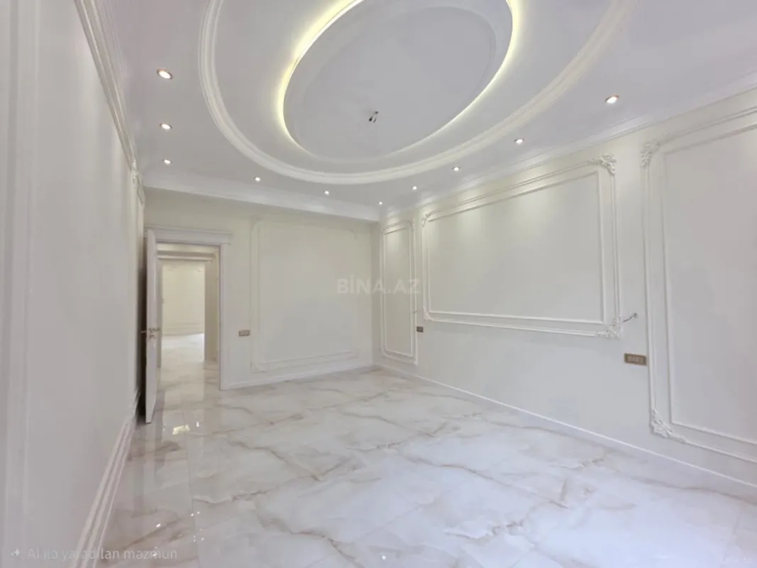 Satılır 5 otaqlı mənzil 193 m²