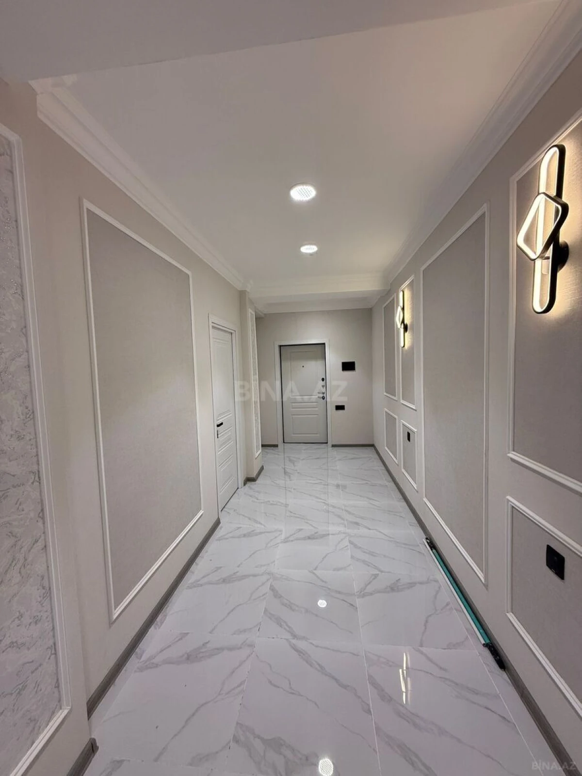 Satılır 3 otaqlı mənzil 83 m²