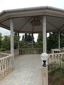 Kirayə verilir 5 otaqlı həyət evi 300 m²