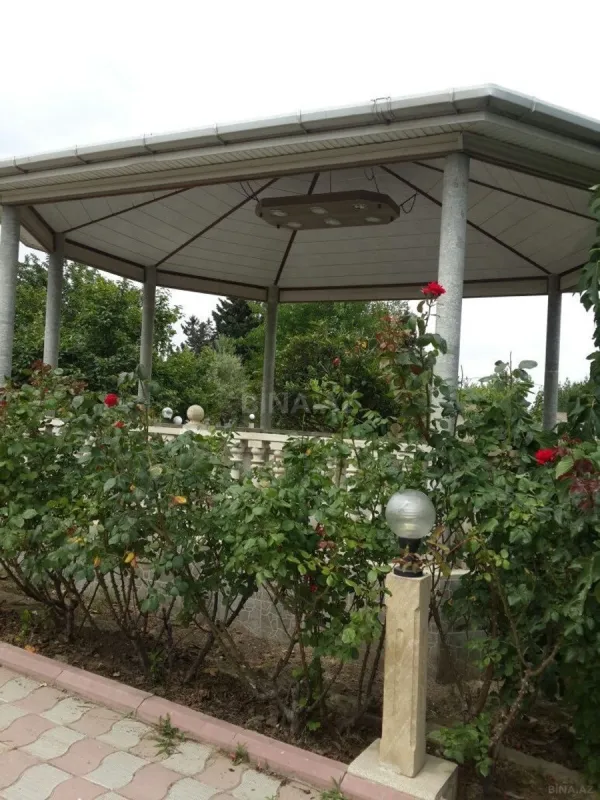 Kirayə verilir 5 otaqlı həyət evi 300 m²