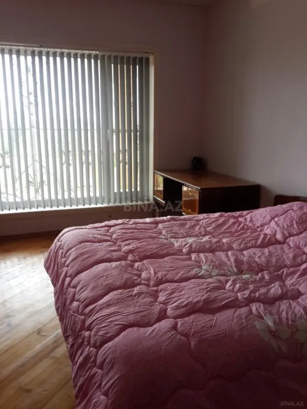 Kirayə verilir 5 otaqlı həyət evi 300 m²