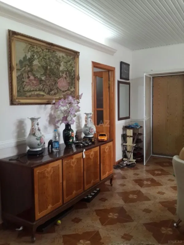 Kirayə verilir 5 otaqlı həyət evi 300 m²