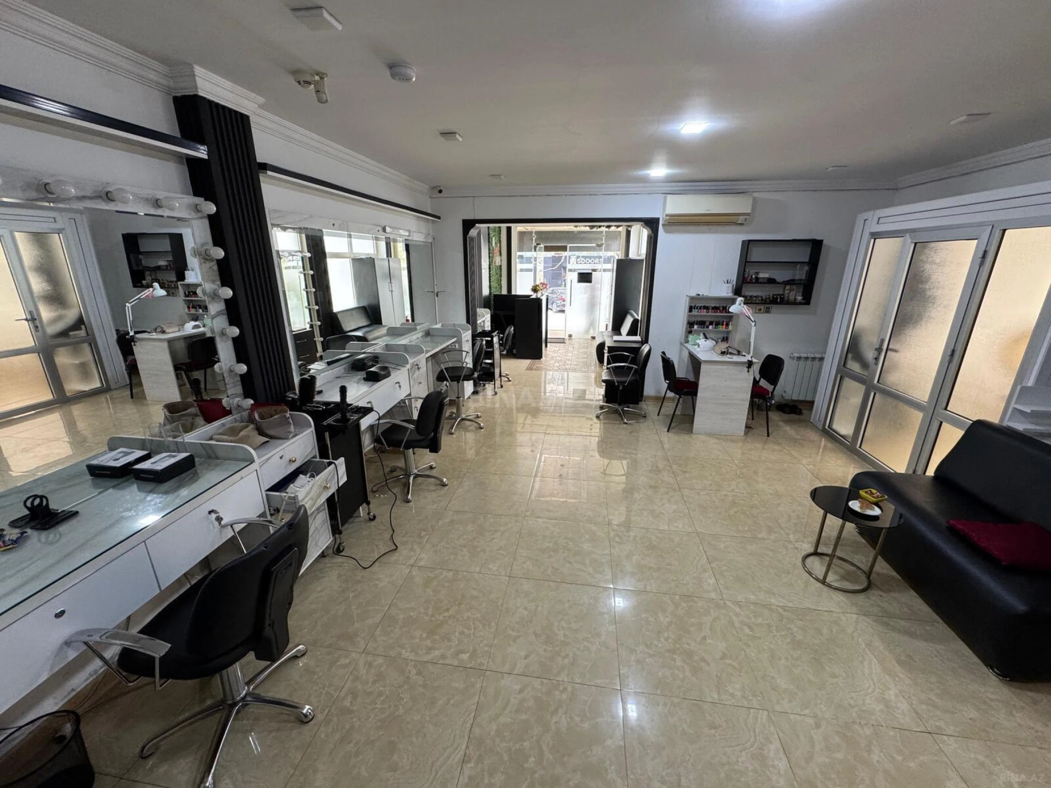 Kirayə verilir obyekt 60 m²