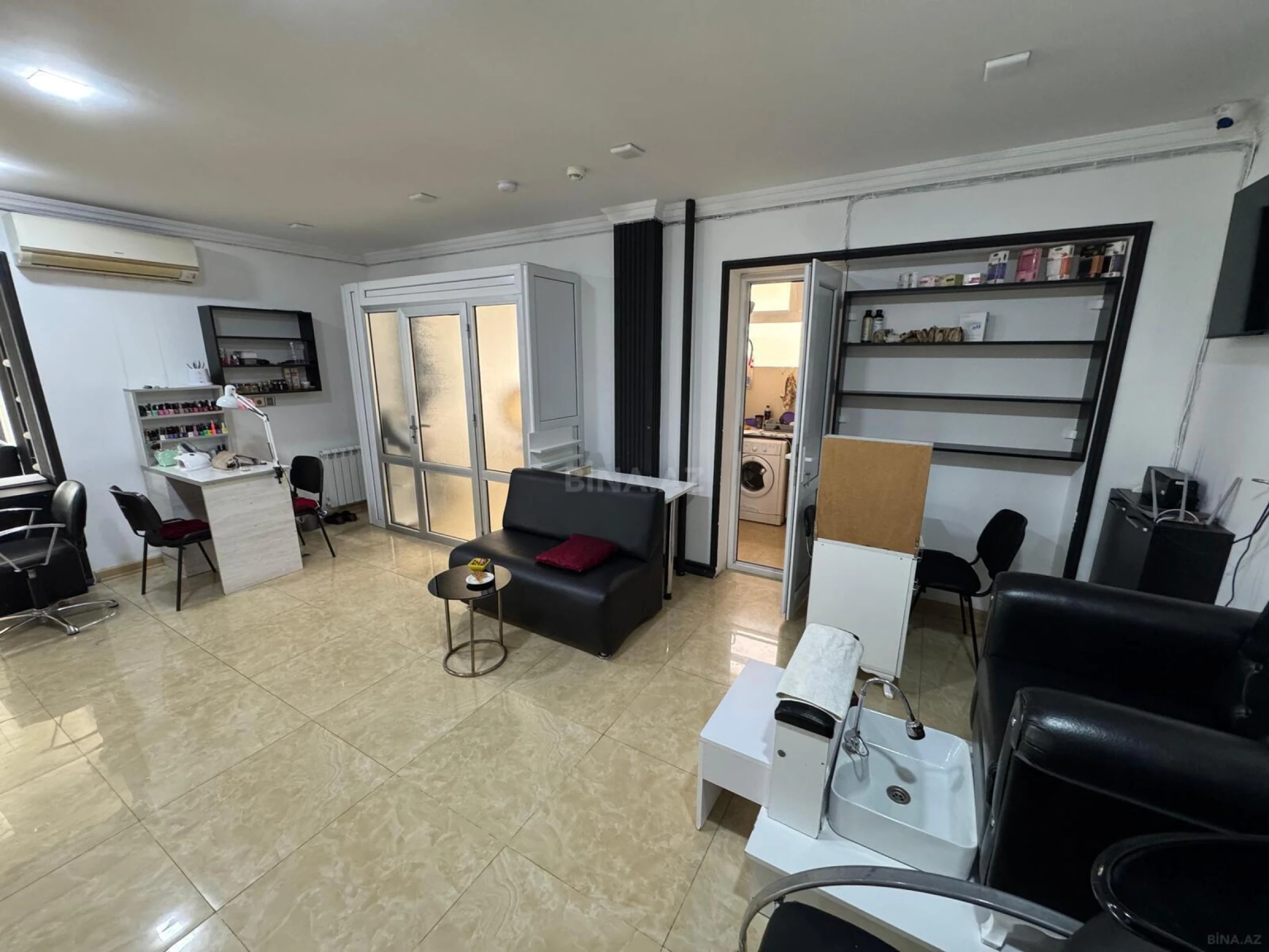 Kirayə verilir obyekt 60 m²