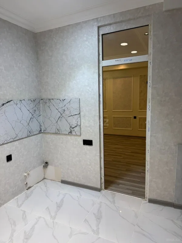 Satılır 3 otaqlı mənzil 83 m²