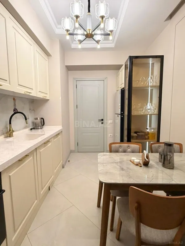 Satılır 3 otaqlı mənzil 86 m²
