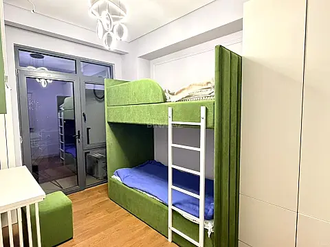 Satılır 3 otaqlı mənzil 86 m²