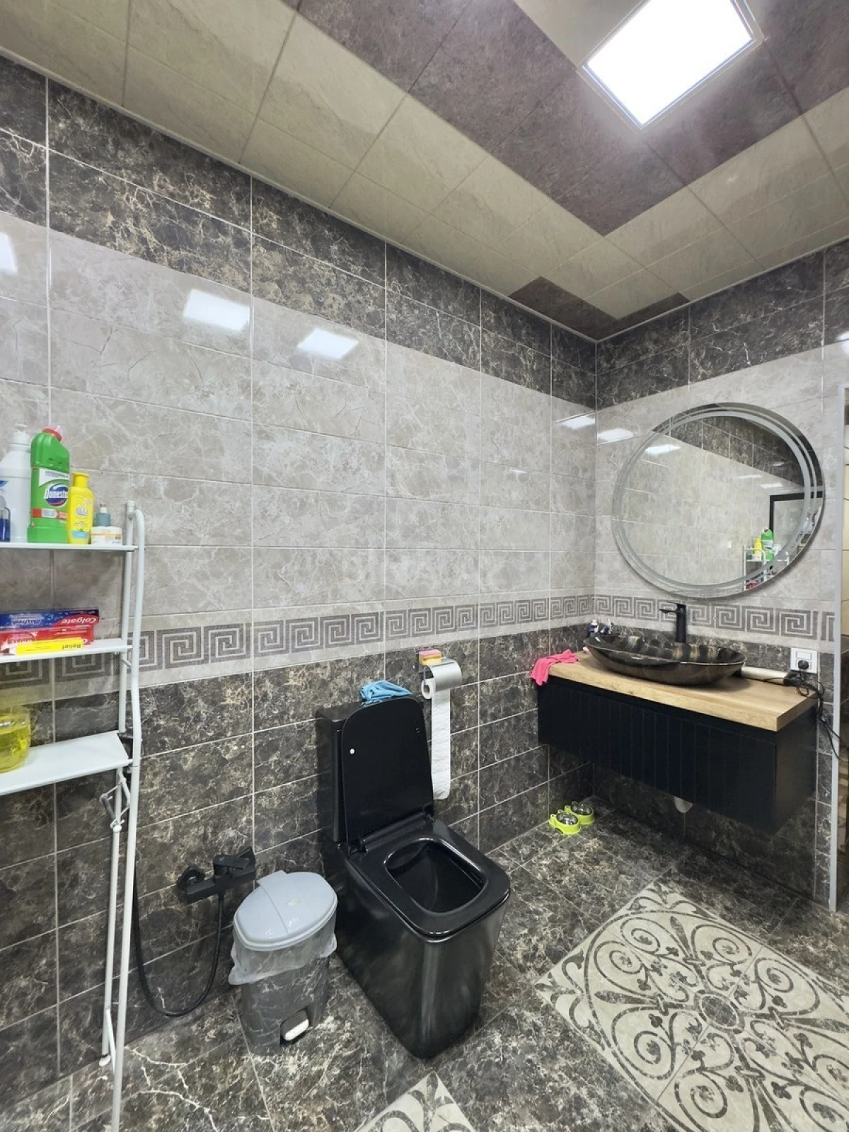 Satılır 6 otaqlı həyət evi 220 m²