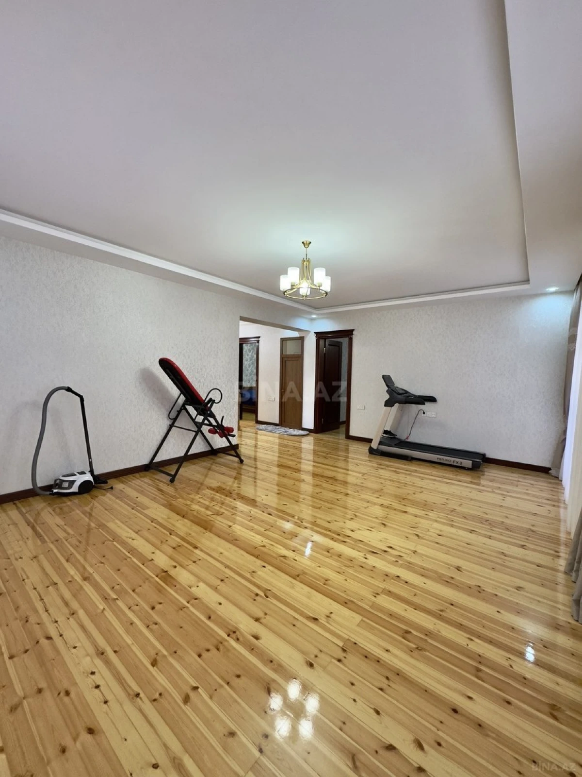 Satılır 6 otaqlı həyət evi 220 m²