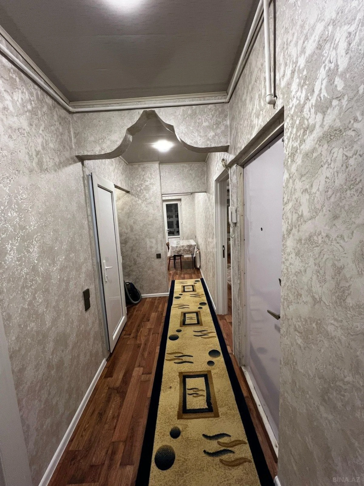 Kirayə verilir 2 otaqlı mənzil 60 m²