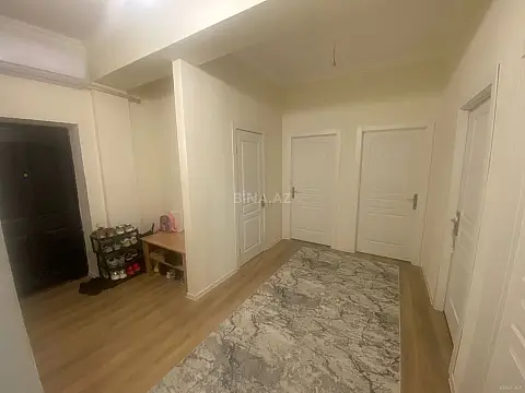 Satılır 4 otaqlı mənzil 80 m²