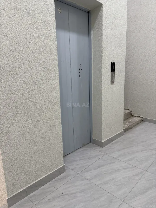 Satılır 2 otaqlı mənzil 75 m²