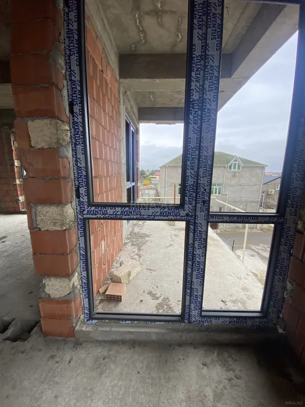 Satılır 2 otaqlı mənzil 75 m²