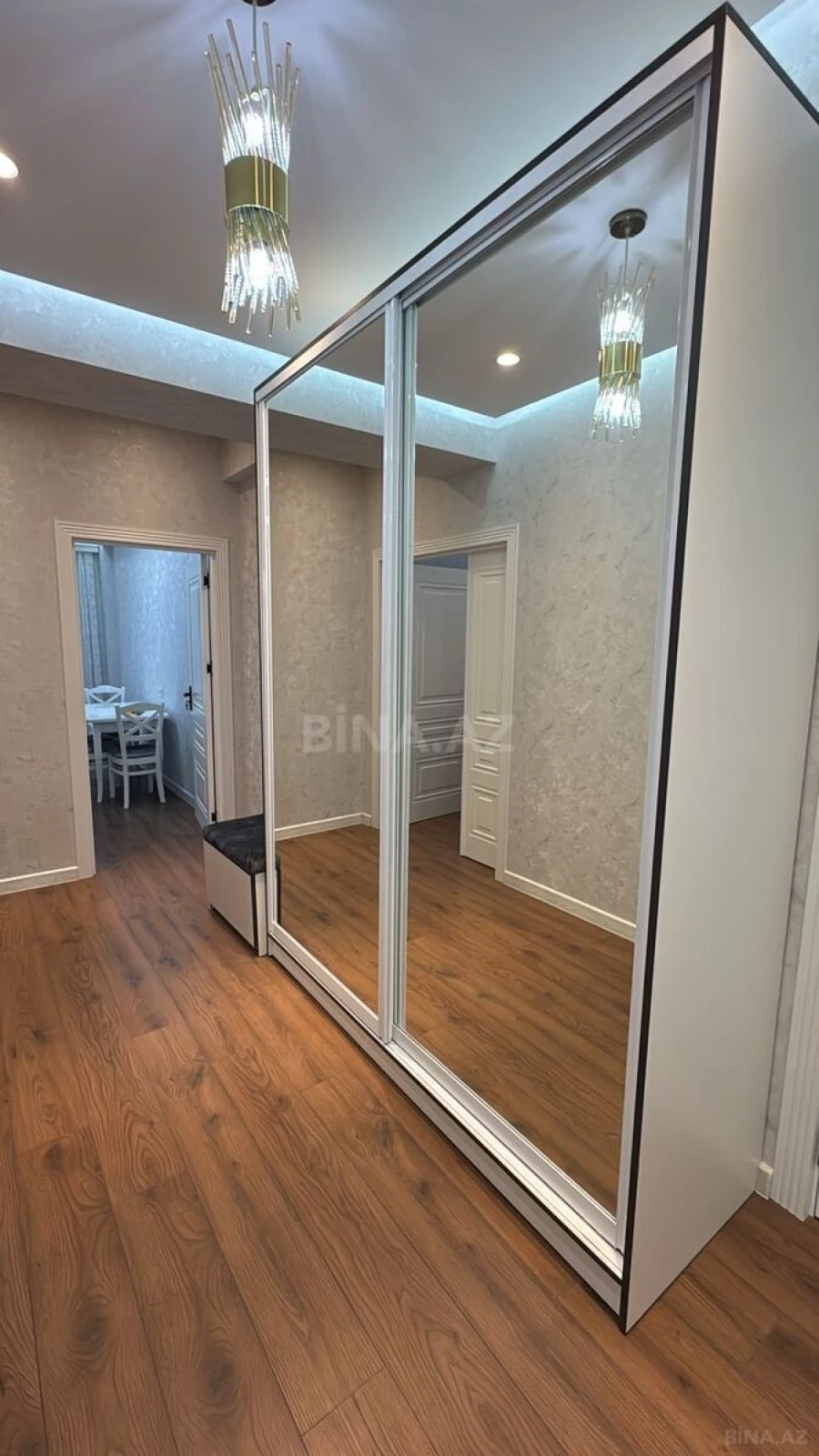 Kirayə verilir 3 otaqlı mənzil 100 m²