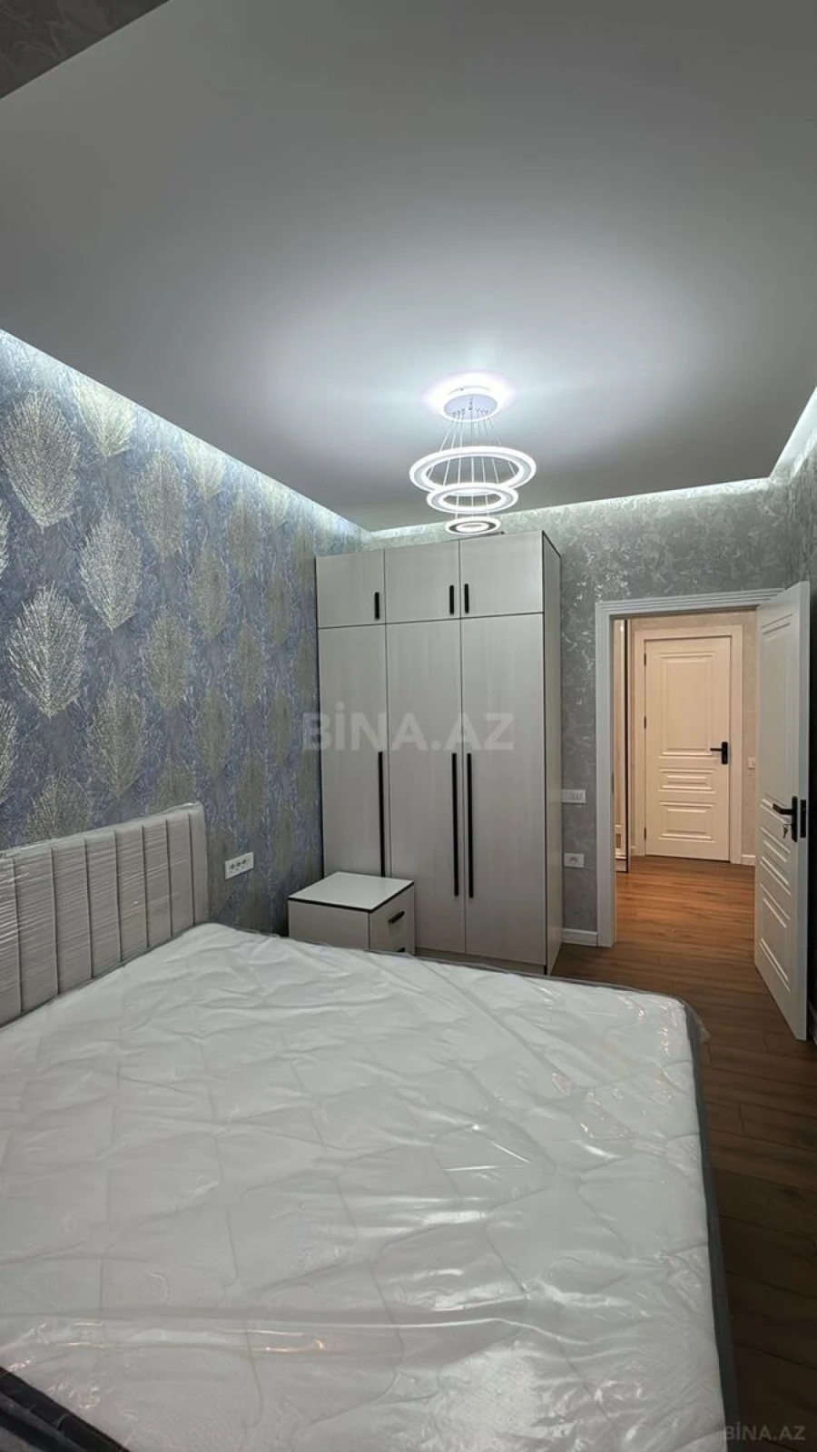 Kirayə verilir 3 otaqlı mənzil 100 m²