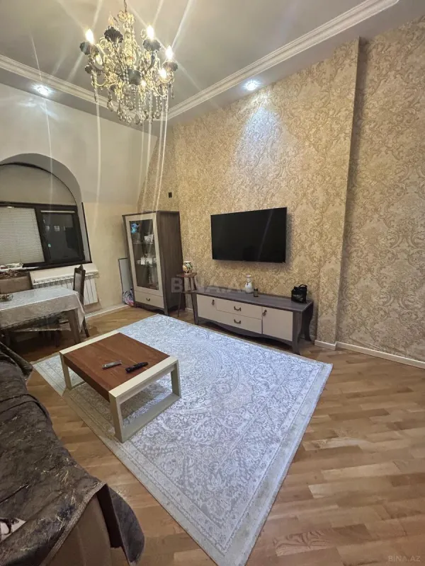 Satılır 2 otaqlı mənzil 65 m²