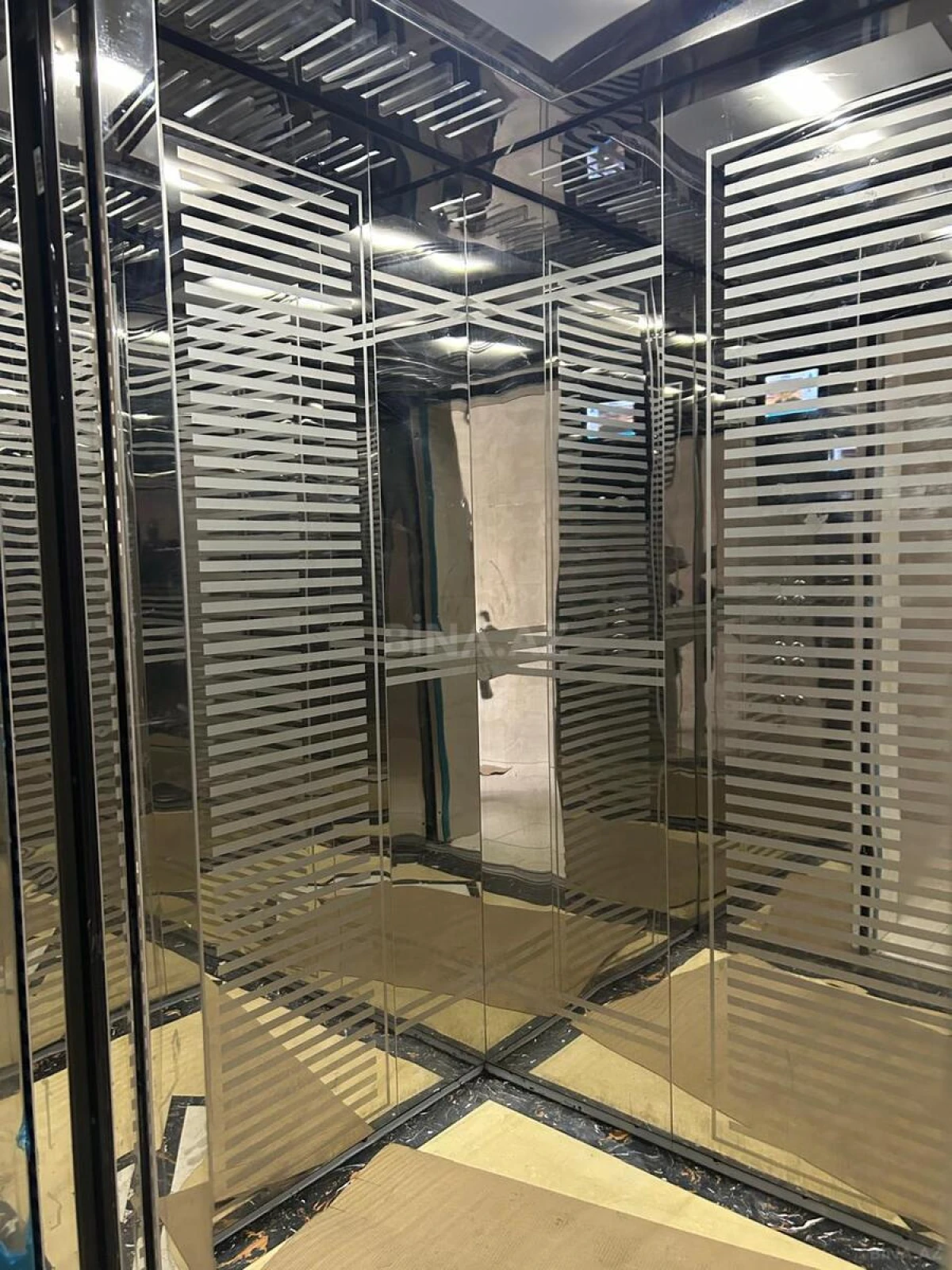 Satılır 2 otaqlı mənzil 65 m²