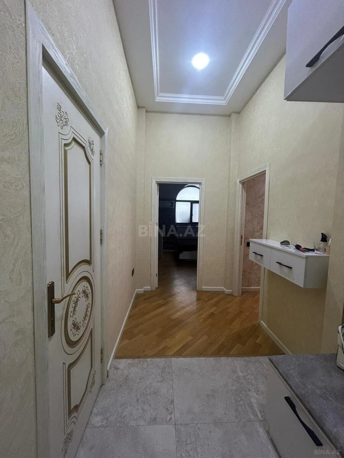 Satılır 2 otaqlı mənzil 65 m²