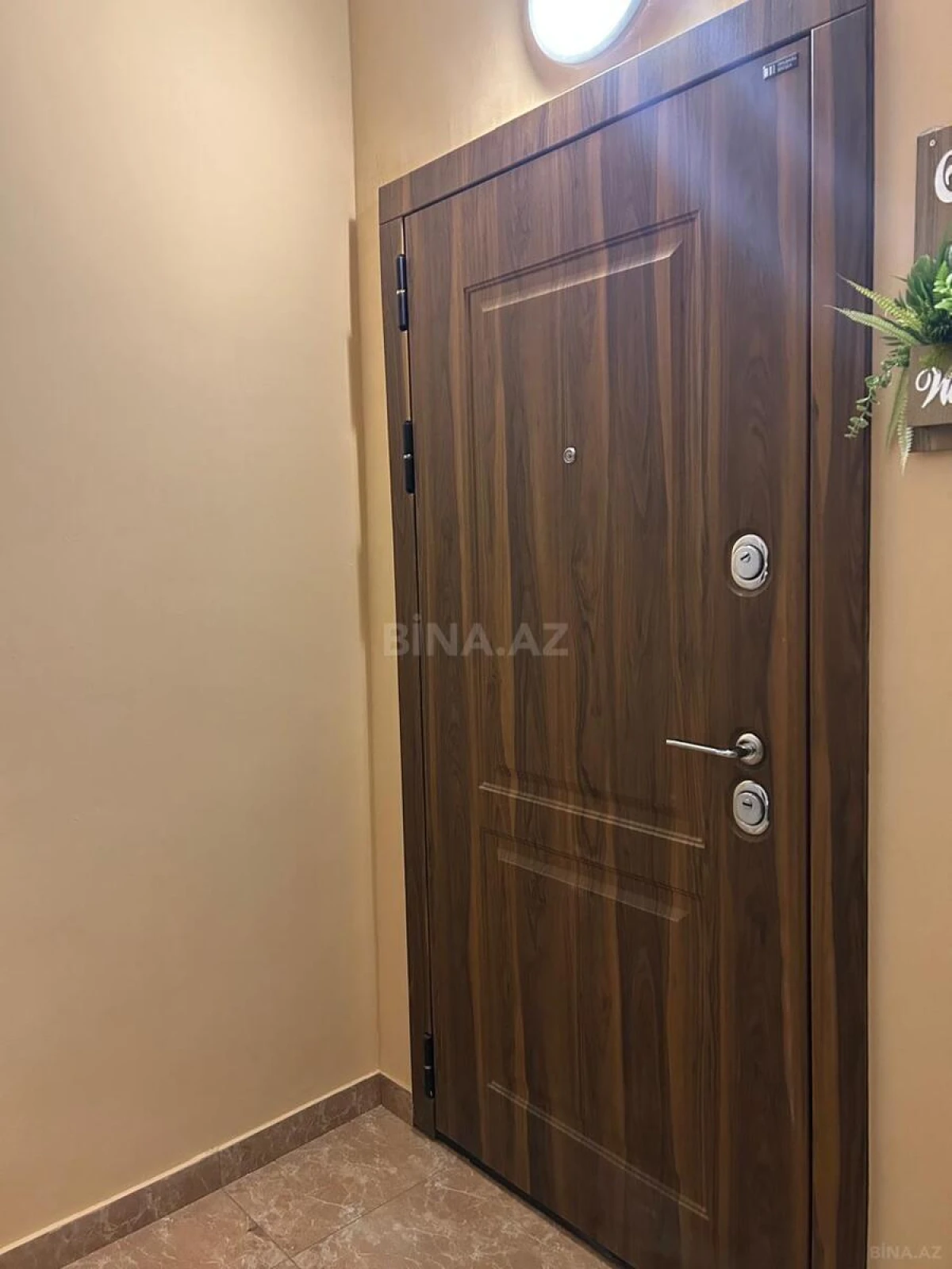 Satılır 2 otaqlı mənzil 65 m²