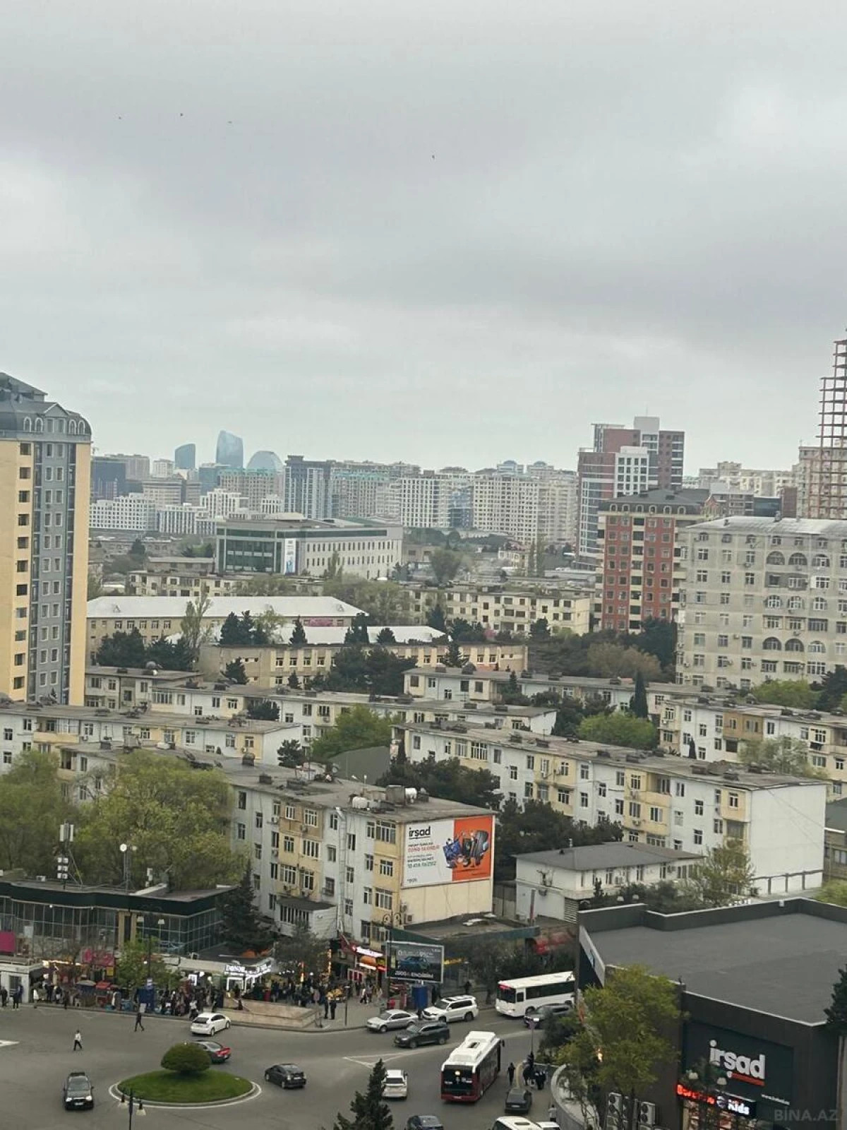 Satılır 2 otaqlı mənzil 65 m²