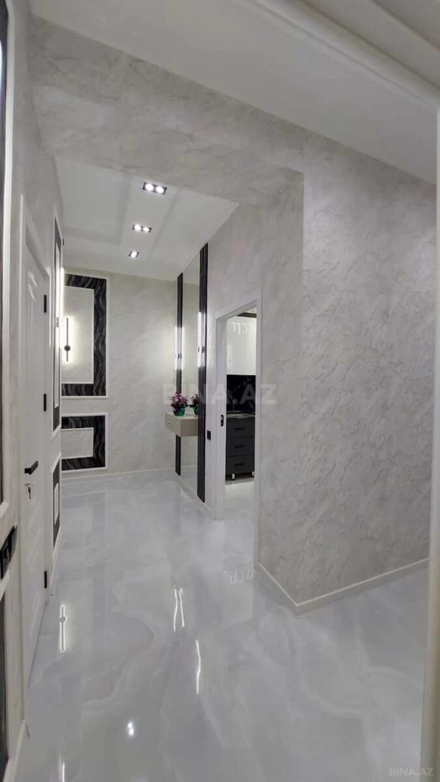 Satılır 3 otaqlı mənzil 90 m²