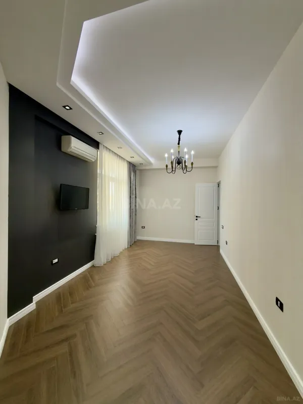 Satılır 3 otaqlı mənzil 150 m²