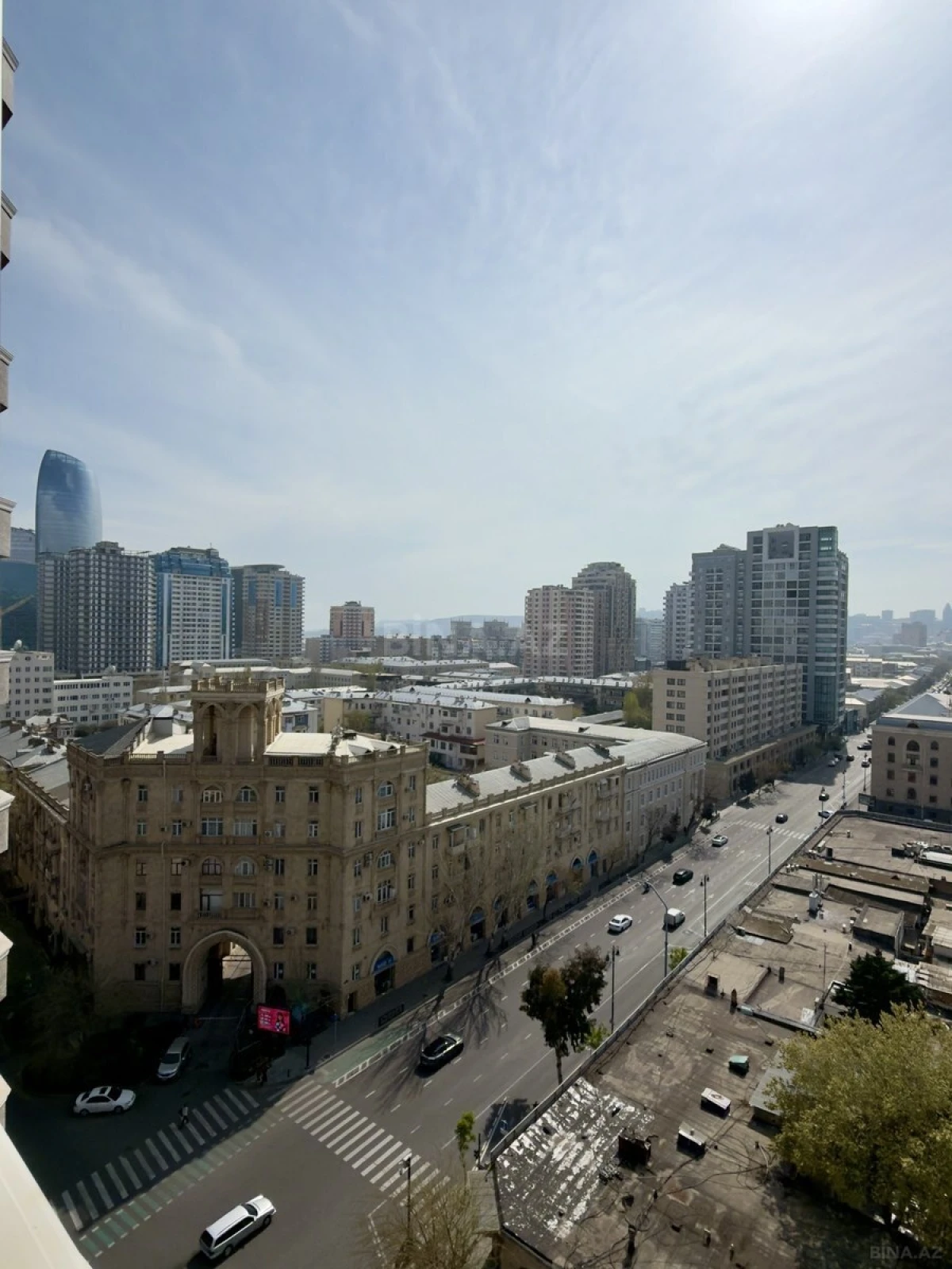 Satılır 3 otaqlı mənzil 150 m²