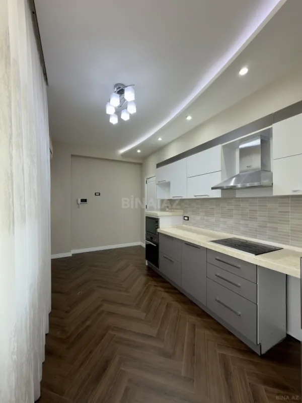Satılır 3 otaqlı mənzil 150 m²