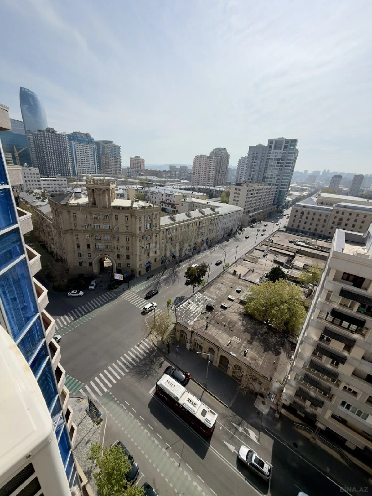 Satılır 3 otaqlı mənzil 150 m²