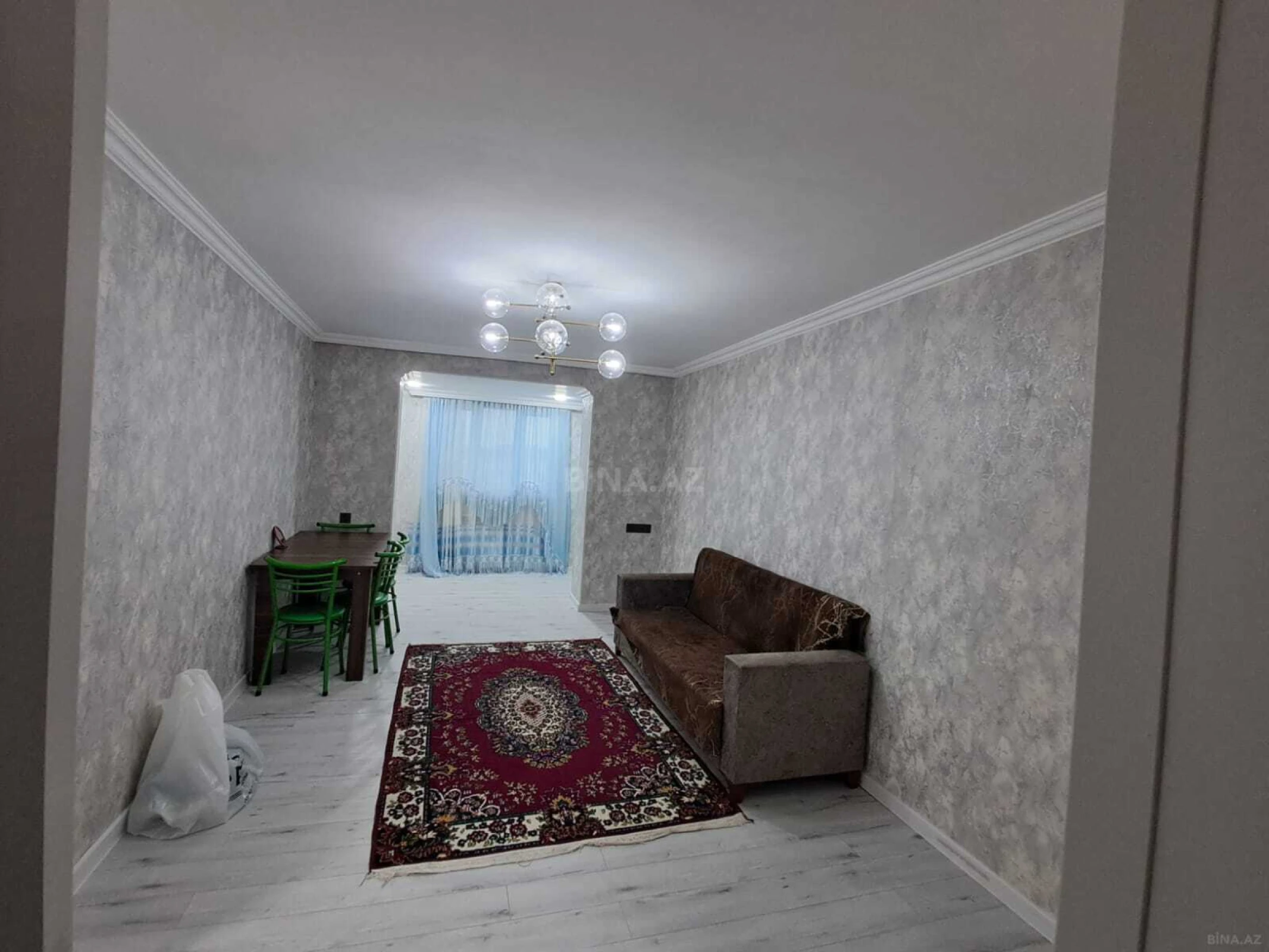 Kirayə verilir 2 otaqlı mənzil 49 m²
