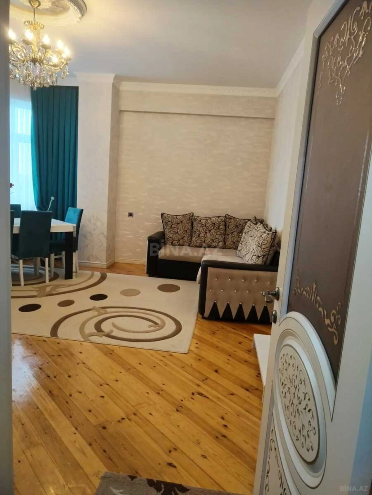 Satılır 3 otaqlı mənzil 100 m²