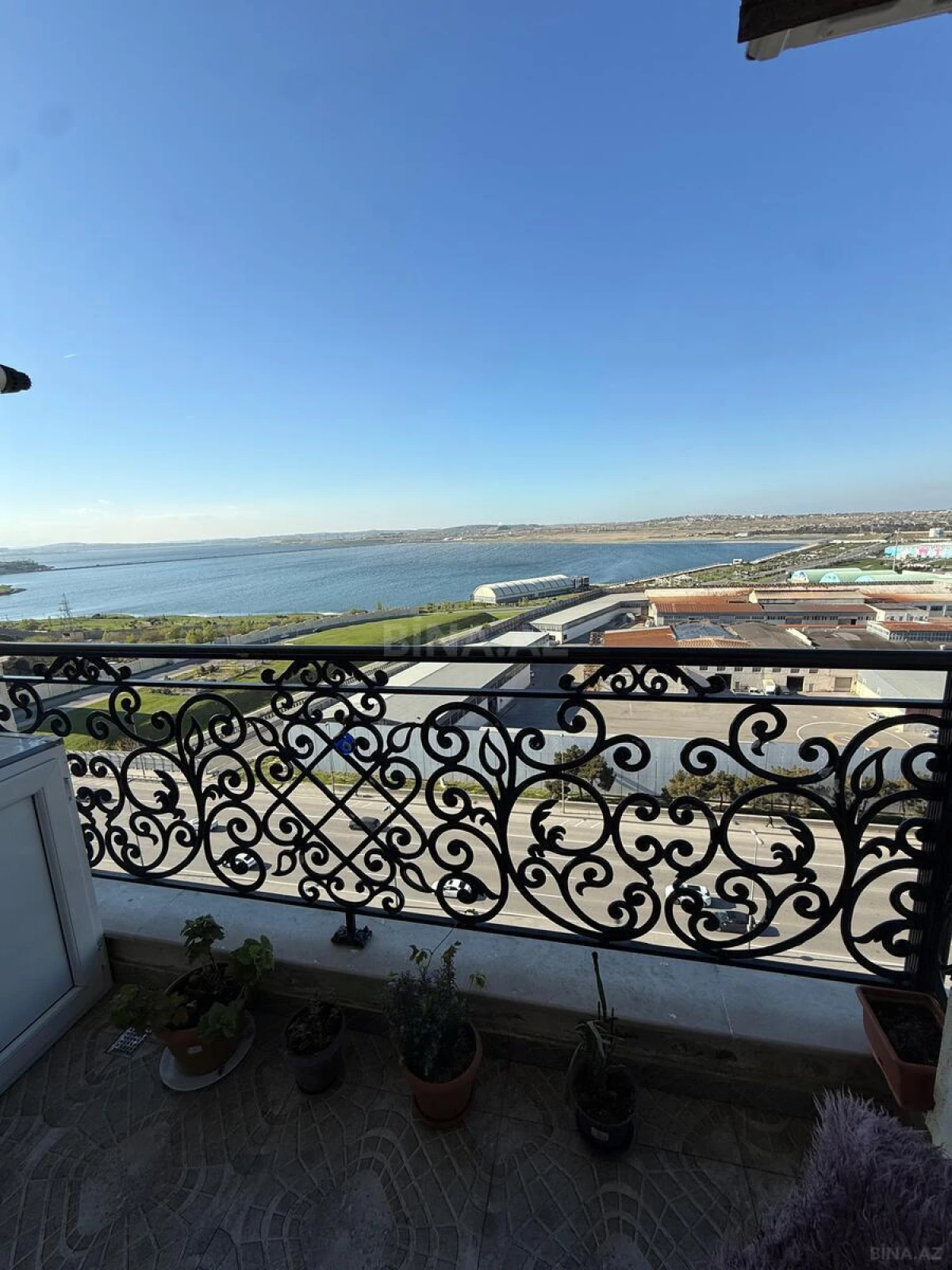 Satılır 3 otaqlı mənzil 88 m²