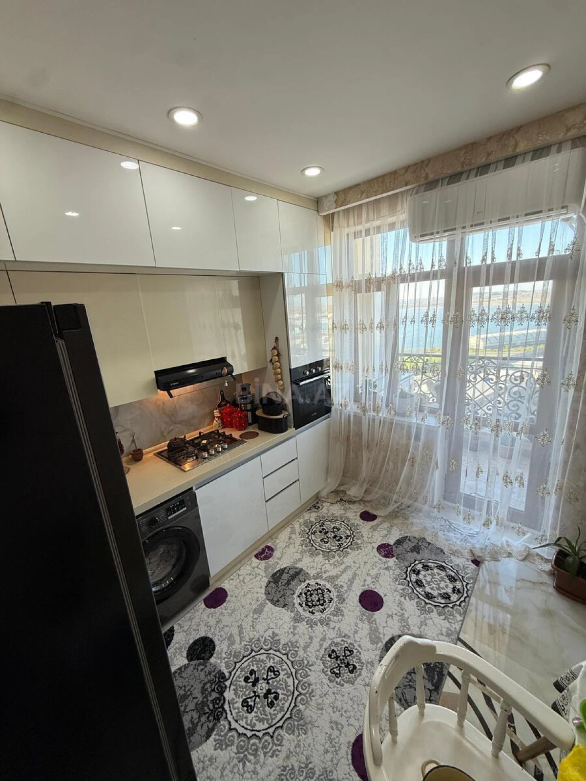 Satılır 3 otaqlı mənzil 88 m²