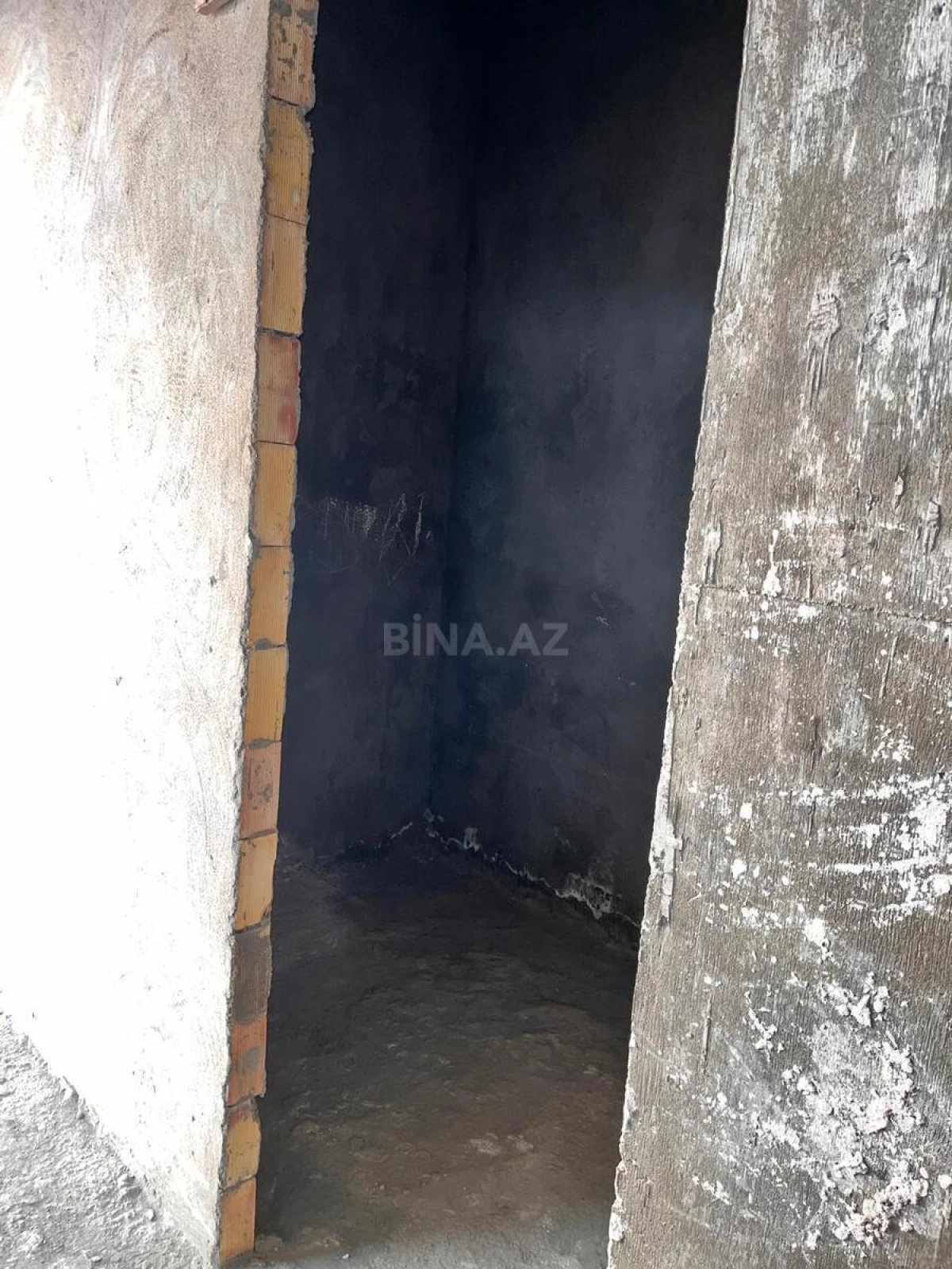 Satılır 3 otaqlı mənzil 210 m²