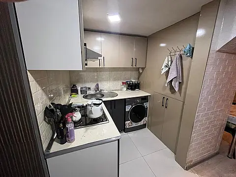 Satılır 2 otaqlı mənzil 47 m²