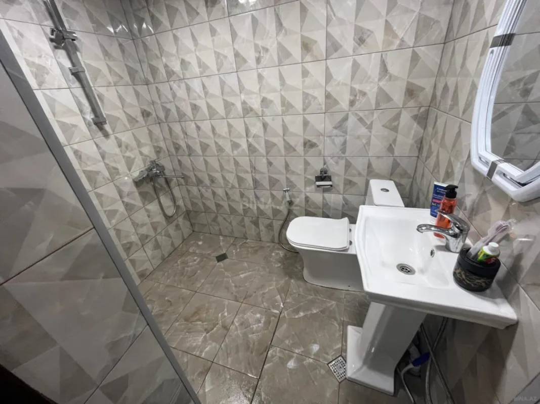 Satılır 2 otaqlı mənzil 47 m²