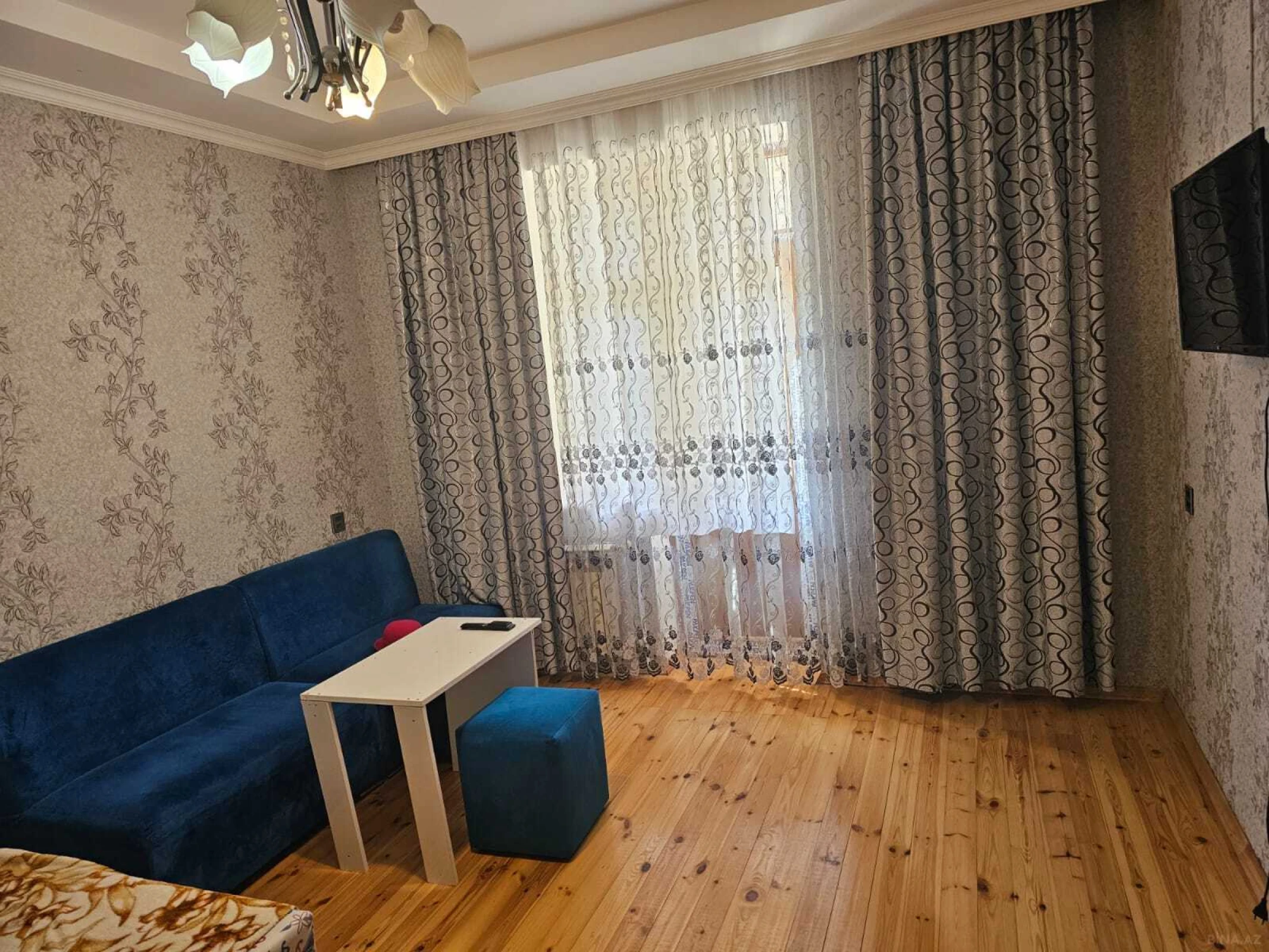 Kirayə verilir 1 otaqlı mənzil 40 m²