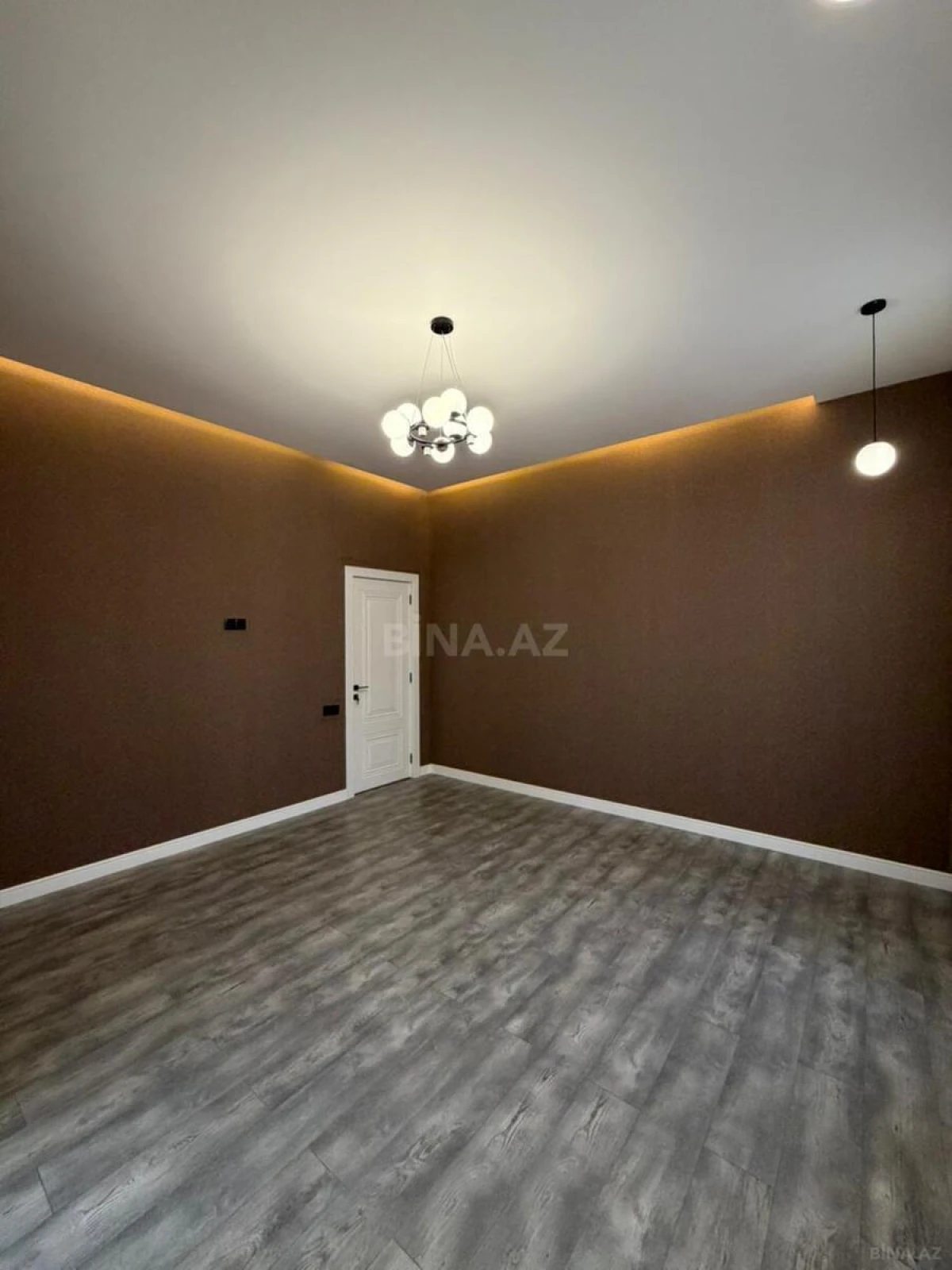Satılır 4 otaqlı həyət evi 205 m²