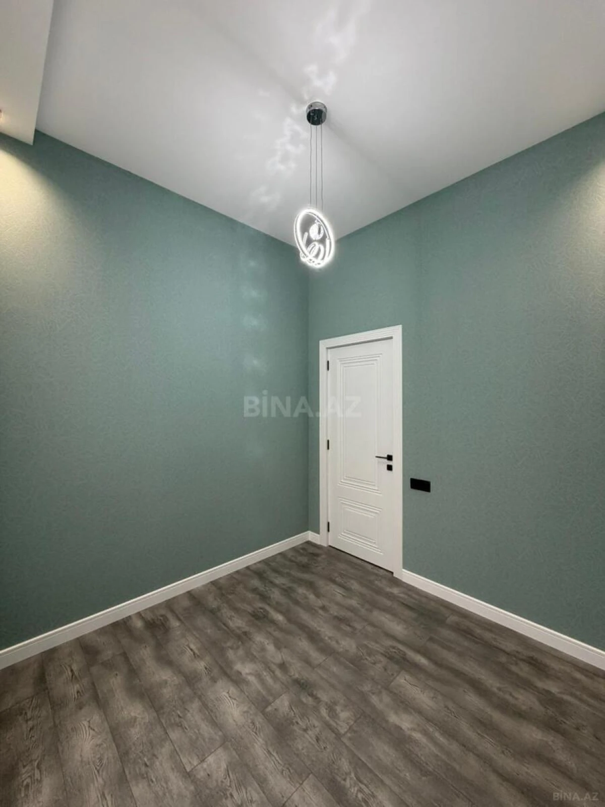 Satılır 4 otaqlı həyət evi 205 m²