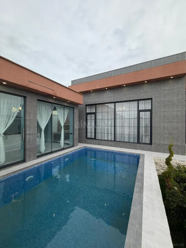 Satılır 4 otaqlı həyət evi 205 m²
