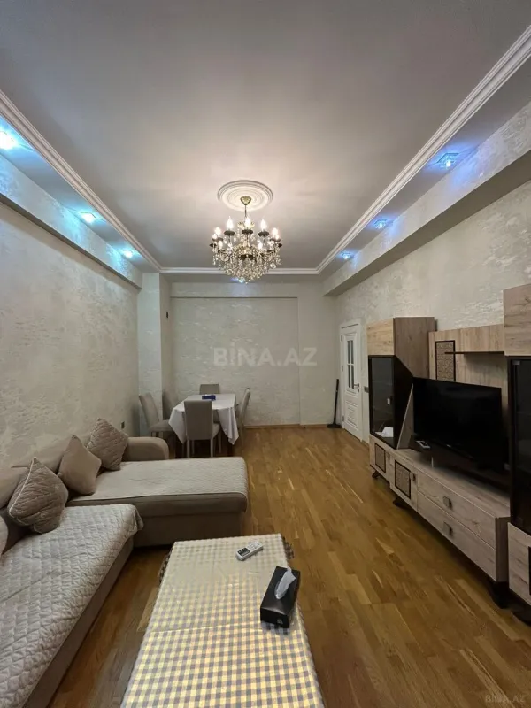 Satılır 2 otaqlı mənzil 80 m²