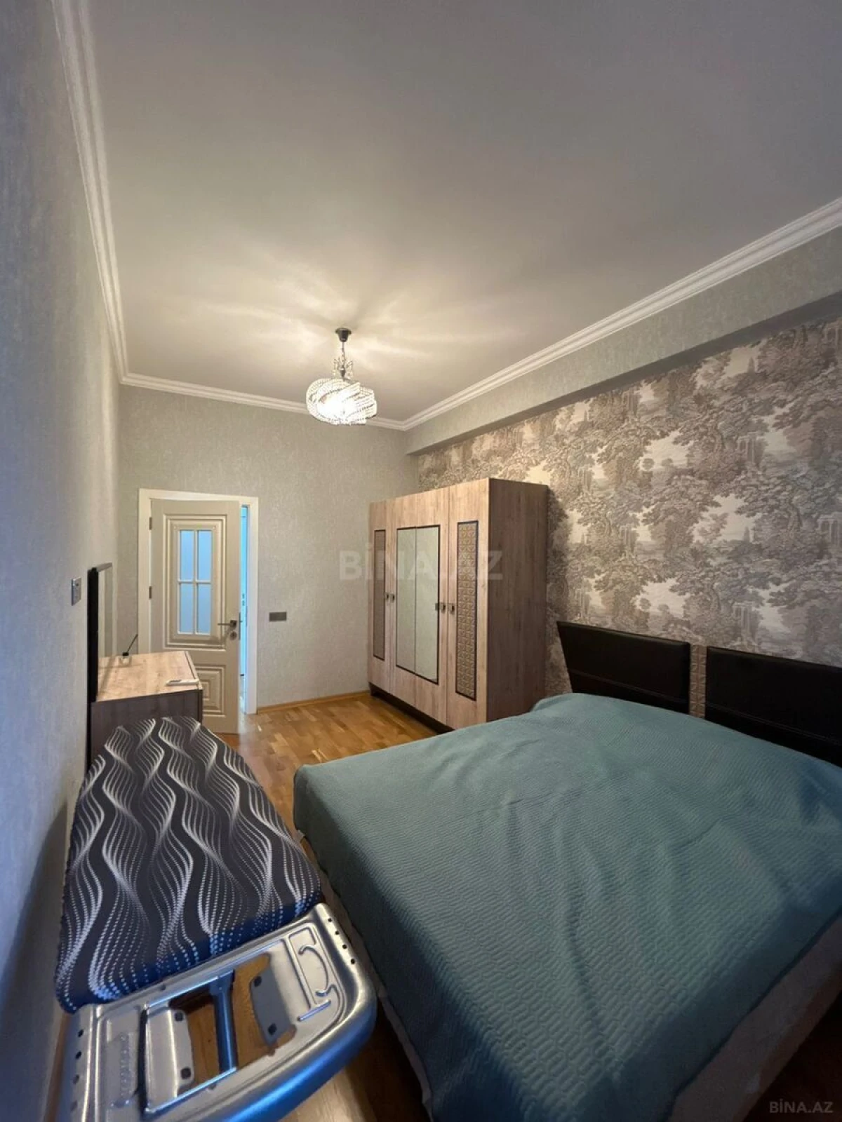 Satılır 2 otaqlı mənzil 80 m²