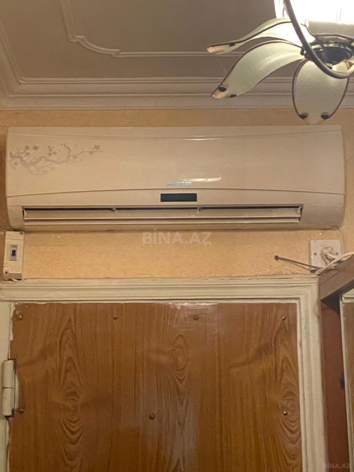 Kirayə verilir 2 otaqlı mənzil 20 m²