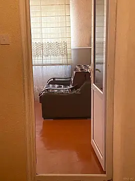 Kirayə verilir 2 otaqlı mənzil 20 m²
