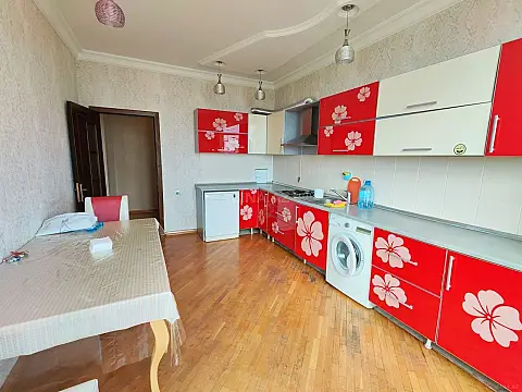 Kirayə verilir 2 otaqlı mənzil 84 m² — Bakı, Nərimanov 2 otaq 84.00 m²