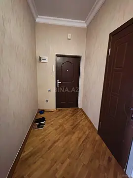 Kirayə verilir 2 otaqlı mənzil 84 m²