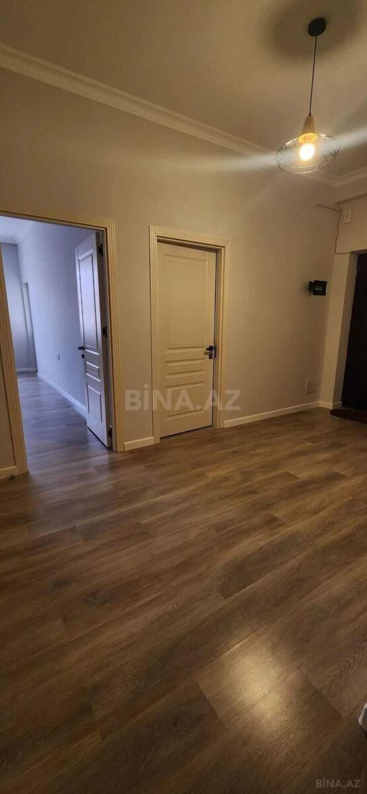 Satılır 2 otaqlı mənzil 70 m²